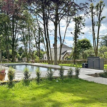 罗什舒瓦尔Le Manoir Des Perrieres住宿加早餐旅馆 外观 照片